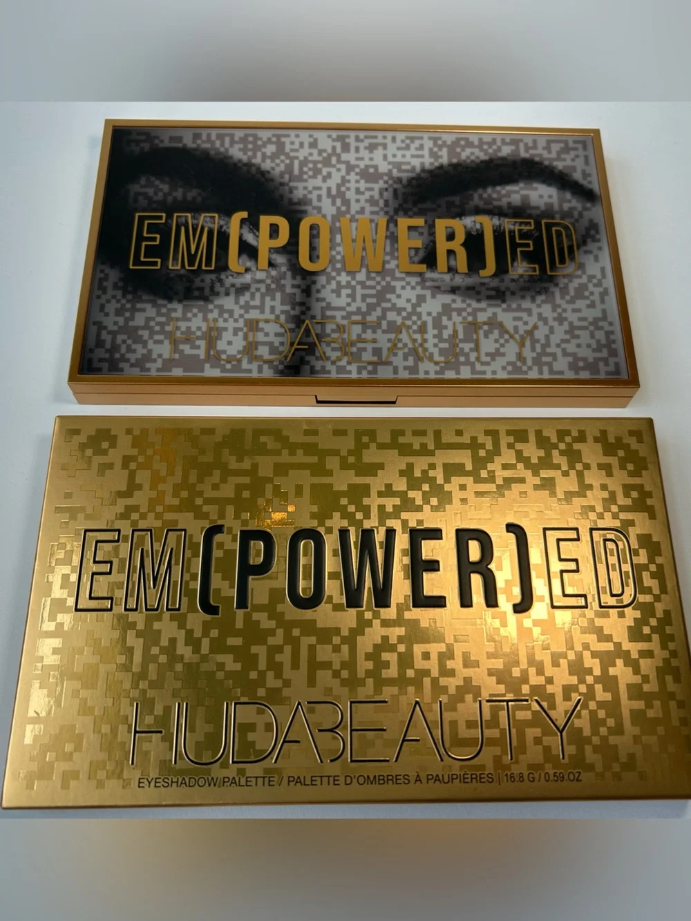 NWT🌷HUDA BEAUTY EMPOWERED Eyeshadow Palette